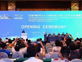 康斯特携Additel及长峰参加2019国际温度计量大会